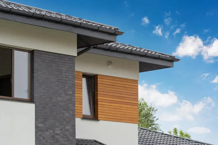 Roof Overhangs Explained: Purpose, Benefits, and Design Options