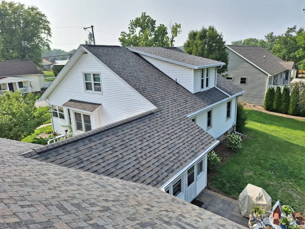 roof shingles-better way roofing-shipshewana