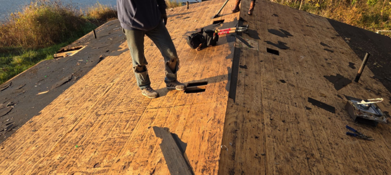 When Should Roof Sheeting Be Replaced?